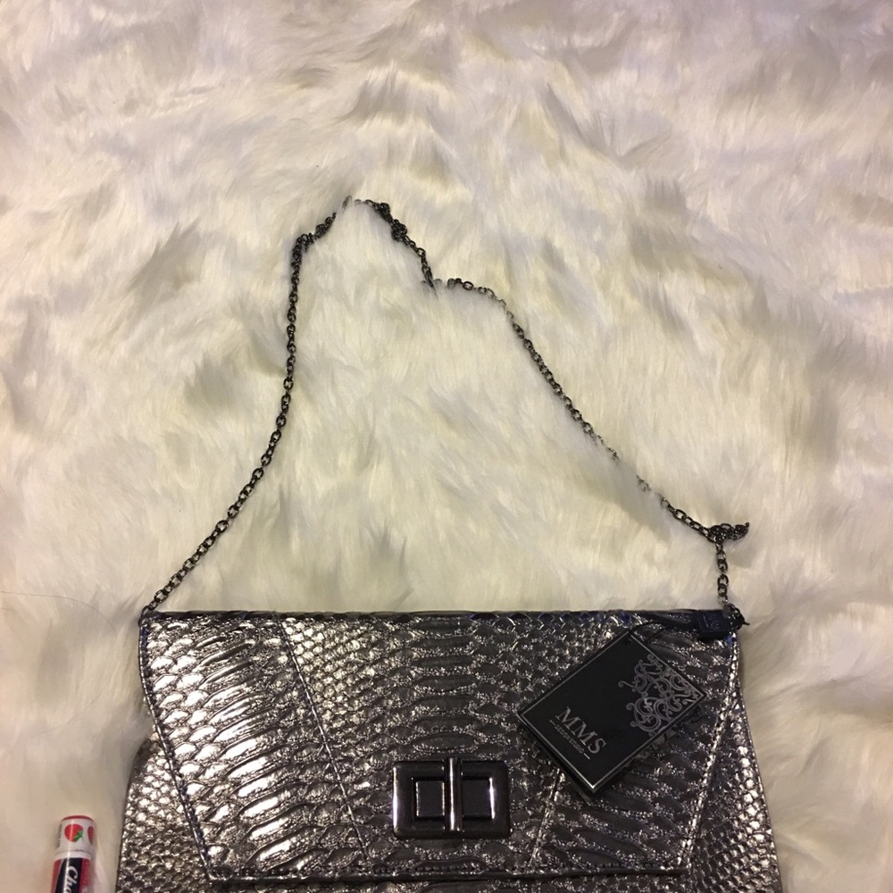 🌹SOLD🌹Design Studio Small Shoulder Bag - Picture 5 of 8