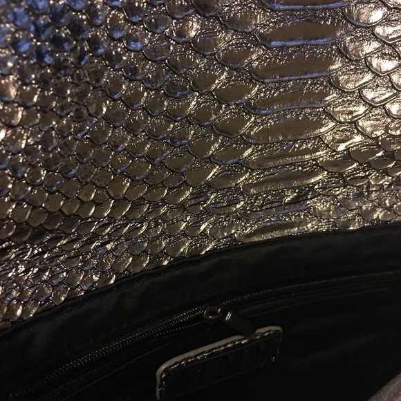 🌹SOLD🌹Design Studio Small Shoulder Bag - Picture 8 of 8