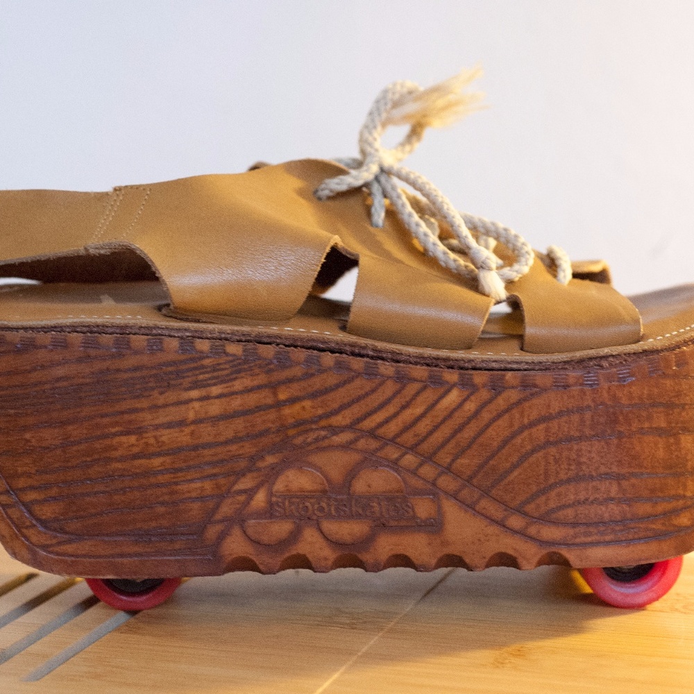 Vintage 70s Roller Skate Lace-up Platform Sandals - Picture 3 of 5