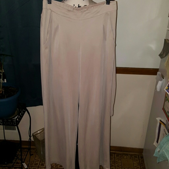 Pants - Picture 2 of 3