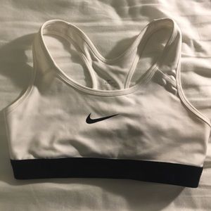 Nike racerback sports bra