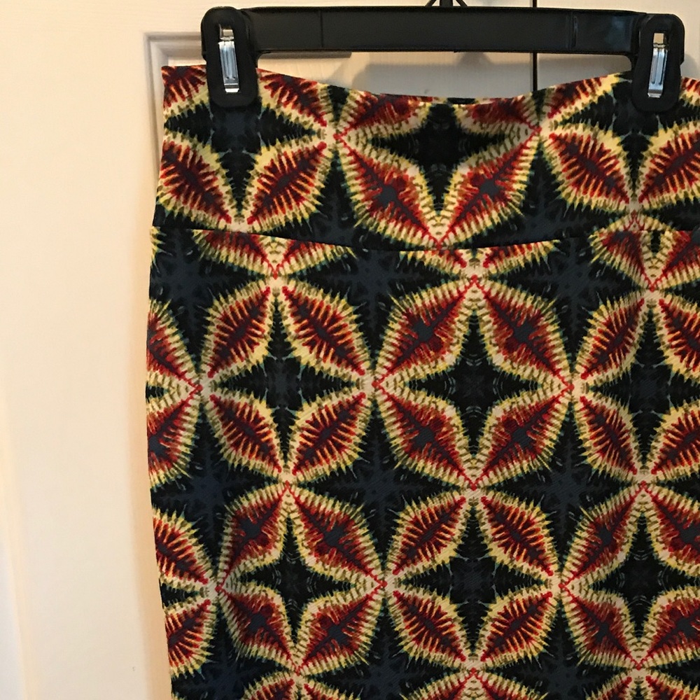 LuLaRoe Cassie Skirt - Small