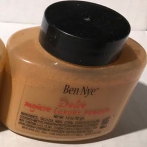 Ben Nye Dolce Luxury Powder