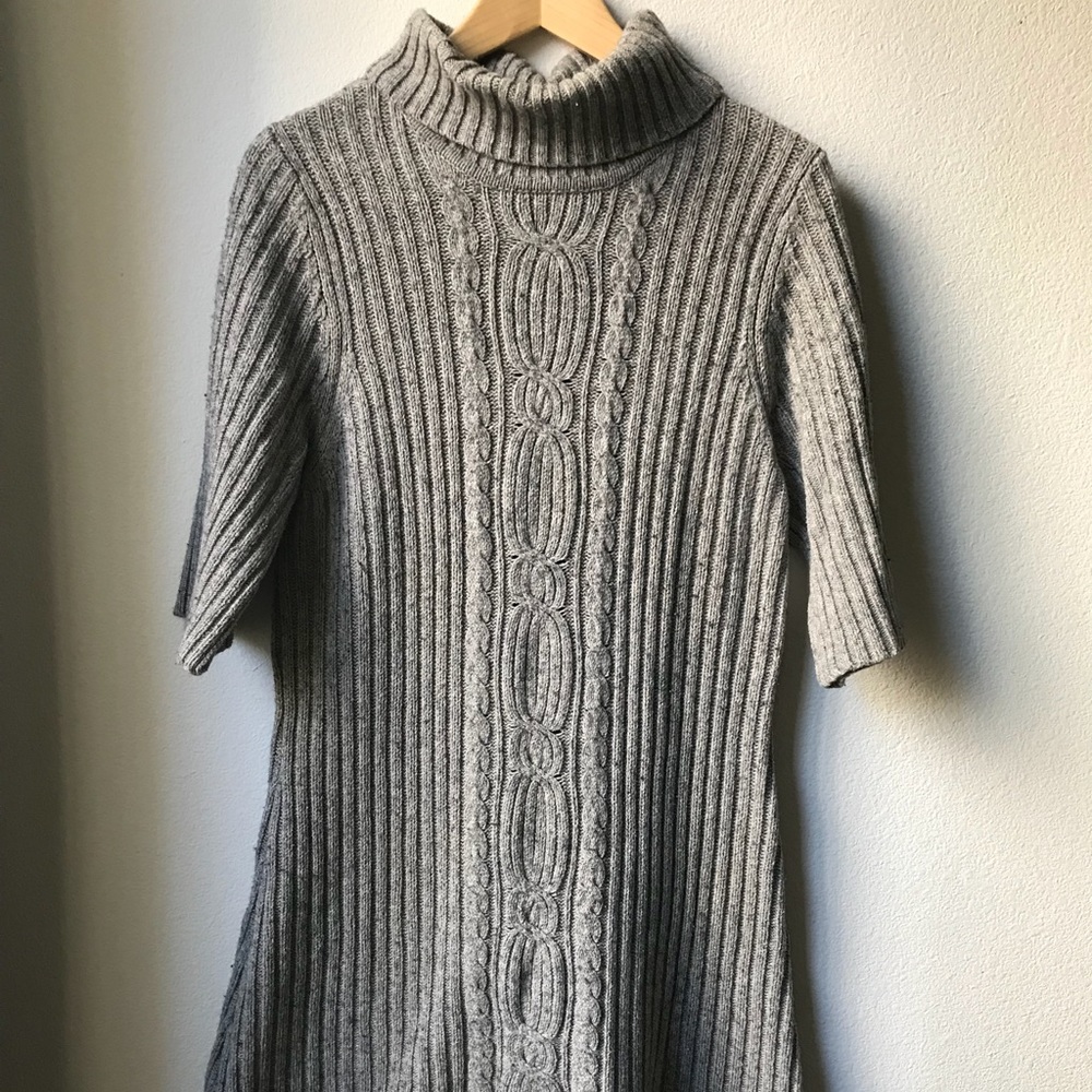 ❄️ Wool cowl neck sweater dress