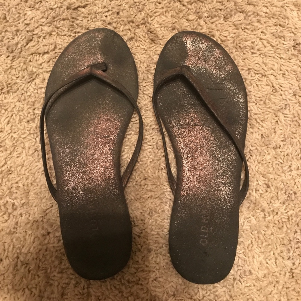 SOLD bronze flip flops🌻Donating 5/30🌻