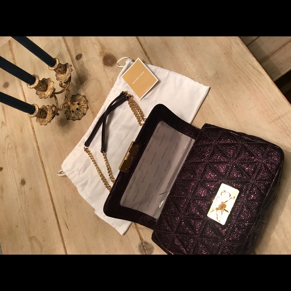 ⚜〰️NEW Micheal Kors purse 〰️⚜SOLD🚫