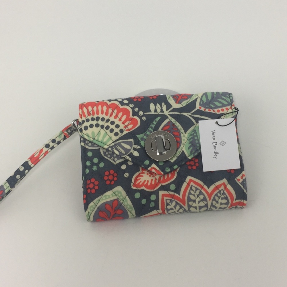 Vera Bradley Smartphone Wristlet Nomadic Floral