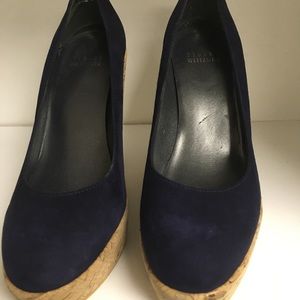 Size 6 1/2 Stuart Weizmann navy platform heels