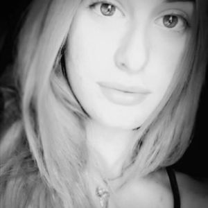 Meet your Posher, Sophia