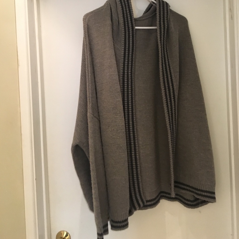 Urban outfitters grey knit cardigan