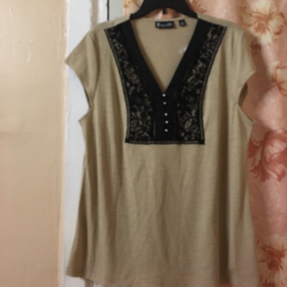 Woman's Blouse