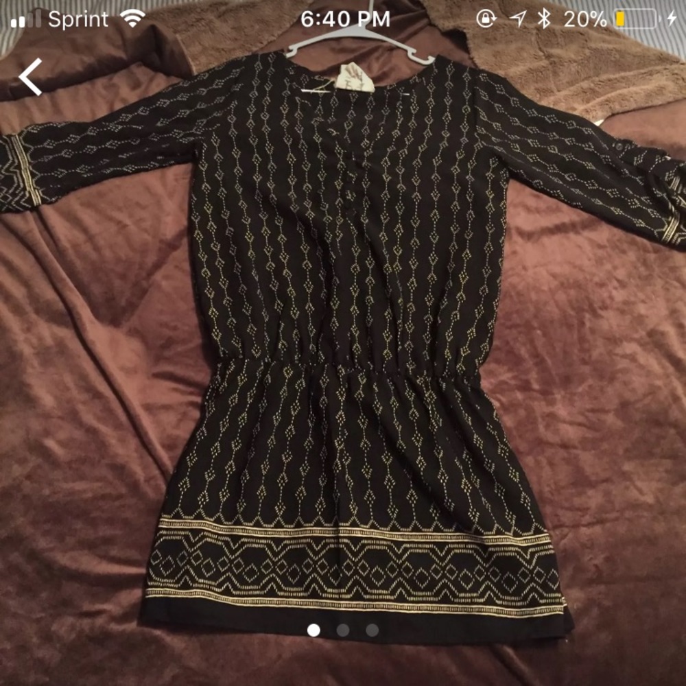 Black blouse. Long sleeve