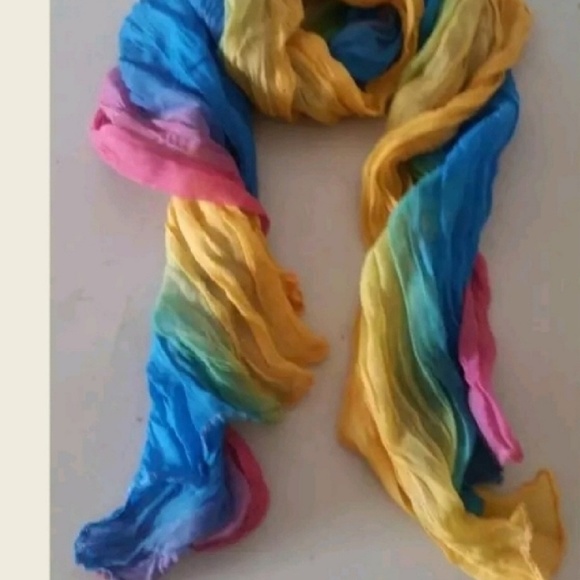Brand new! Rainbow Cotton Crinkle Scarf - Picture 2 of 2