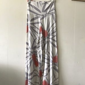 Fighting eel 🍍 pineapple pants