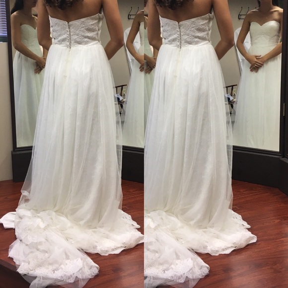 Alfred Angelo Wedding Dress - Picture 3 of 6