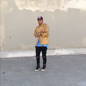 Meet your Posher, Devon