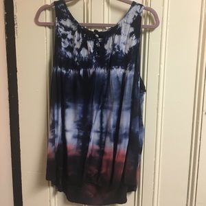 Long sleeveless blouse
