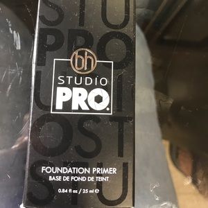 Studio pro foundation primer