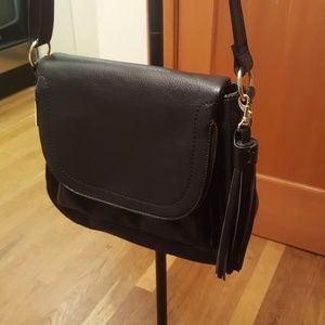 Black tassel cross body satchel