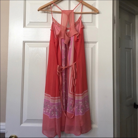 Lauren Conrad Strappy Dress fits like a true 4 - Picture 4 of 5