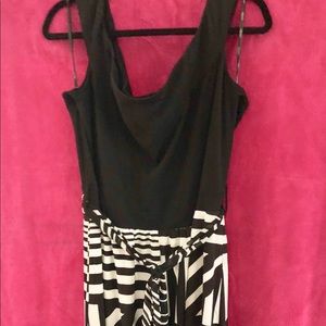 Maxi Dress -Flows with cloth belt