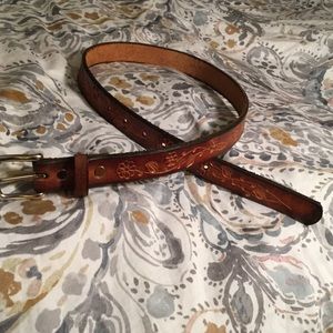 Never worn brown floral leather belt!