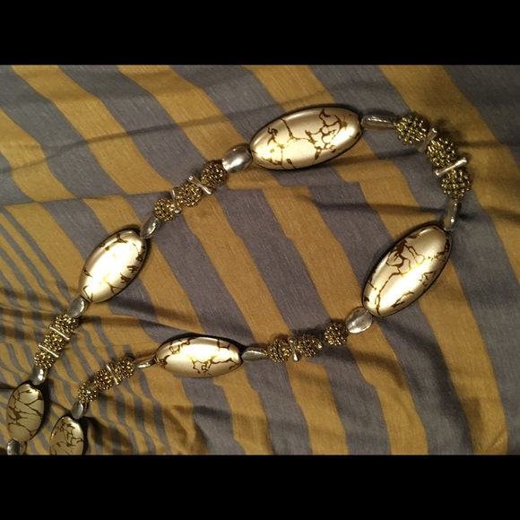 Gold and silver striped tshirt S with g/s necklace - Picture 6 of 6