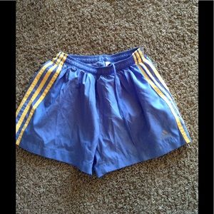 Small adidas shorts 🌻