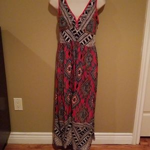 Printed maxi dress. 100% Rayon.
