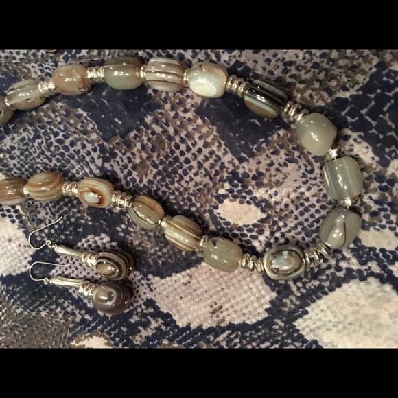 Ana L khaki/navy tunic with quartz neck&ears - Picture 7 of 8