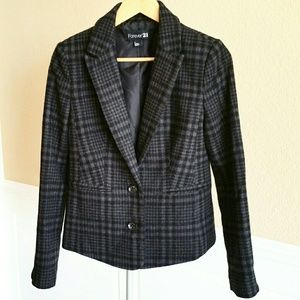 On trend 📈 Checkered Gray Blazer Jacket
