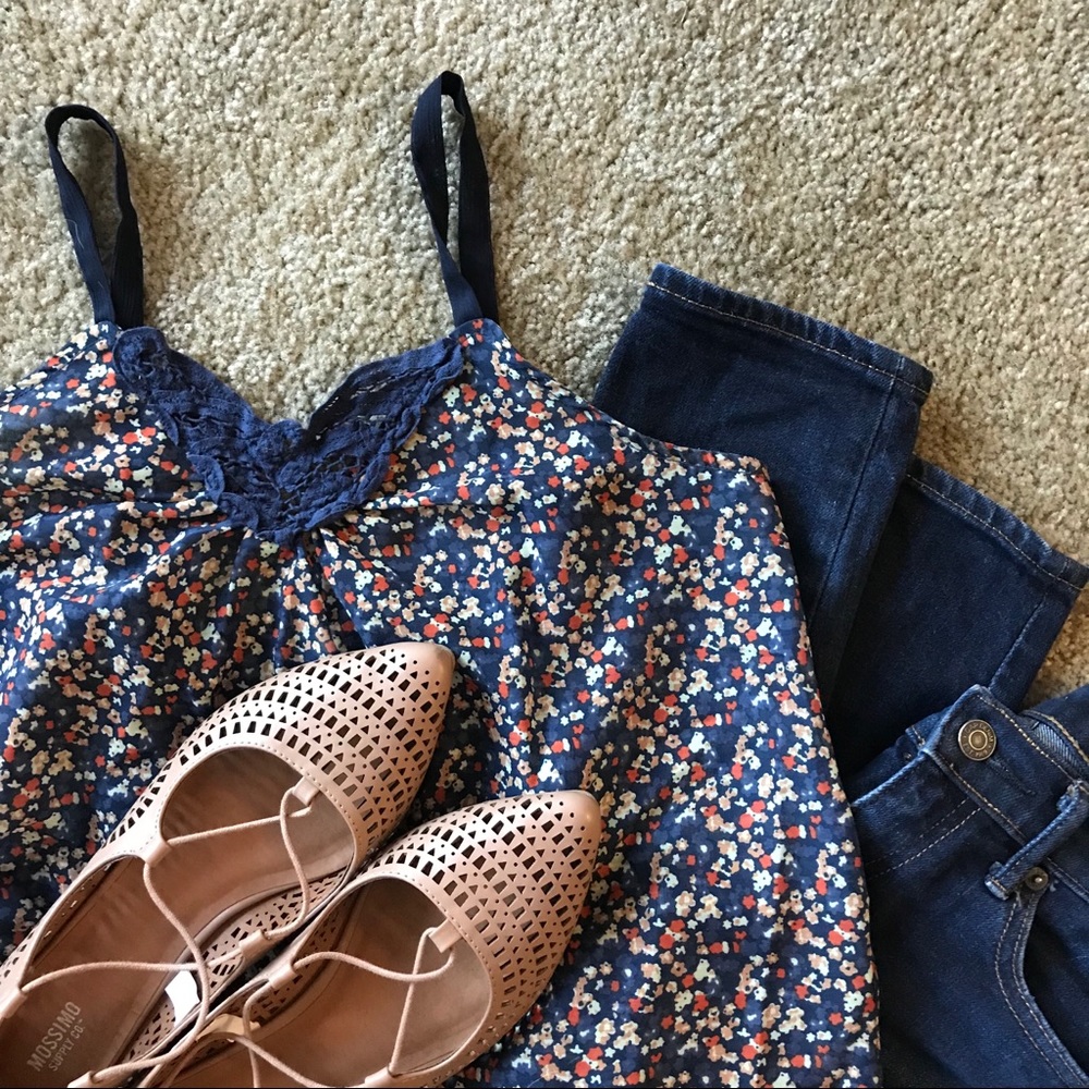 Floral semi sheer tank top / small - Picture 1 of 4