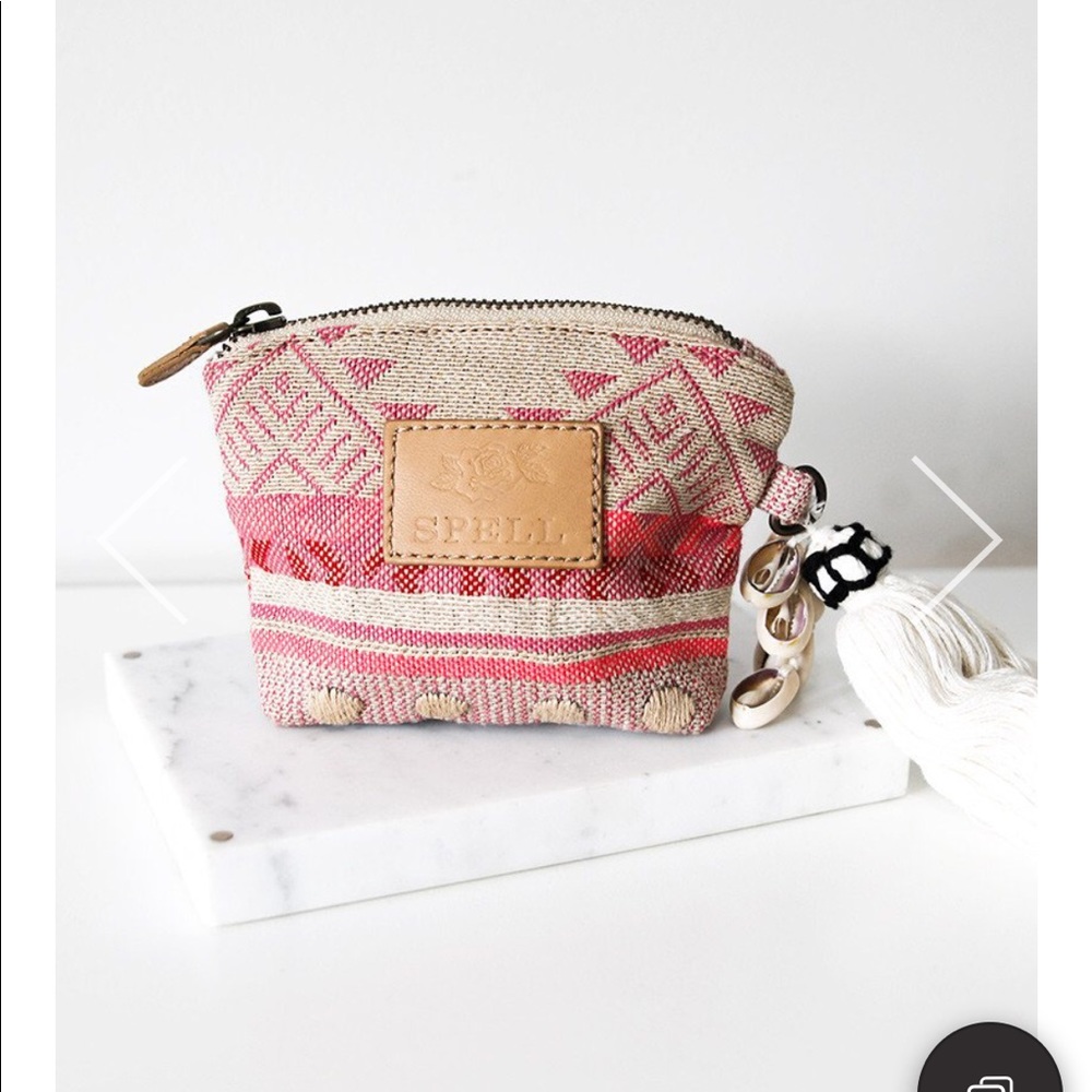 Spell and the gypsy collective Peruvian coin👛