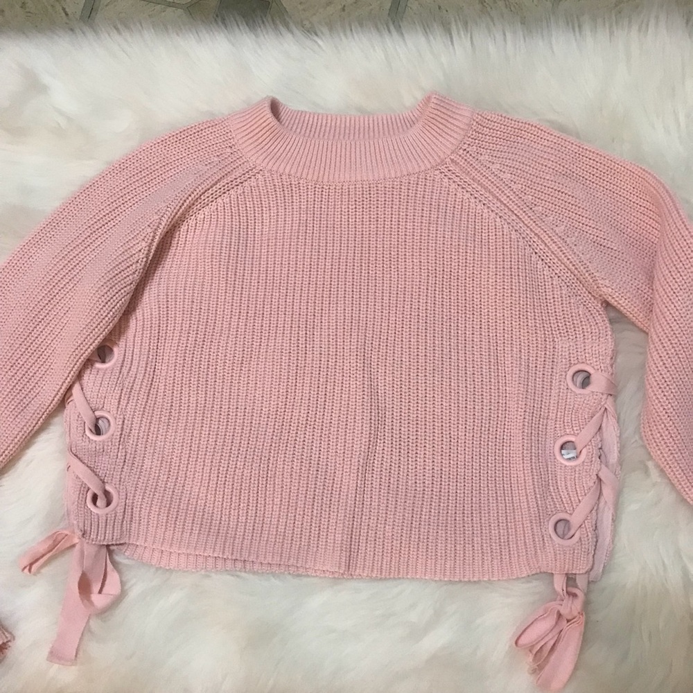 endless rose • lace up sweater in pink - Picture 3 of 6