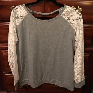 Heather grey top with lace arms
