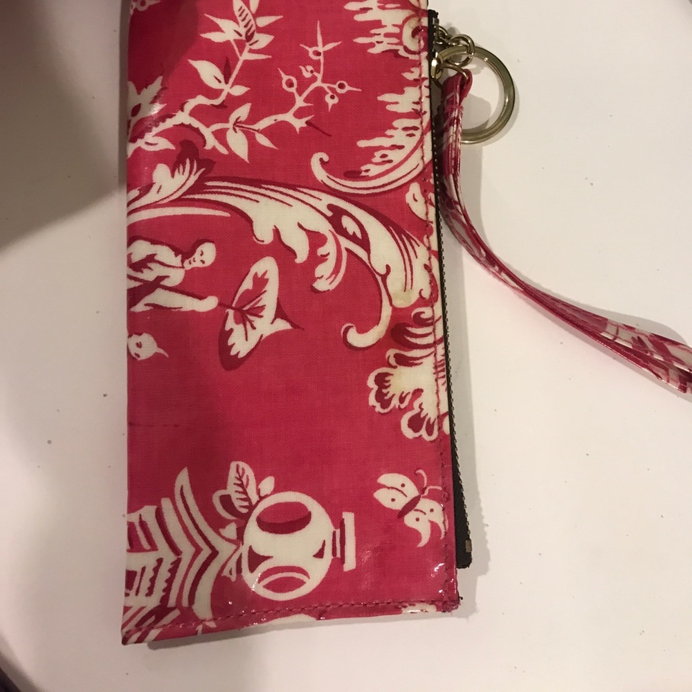 wallet/wristlet