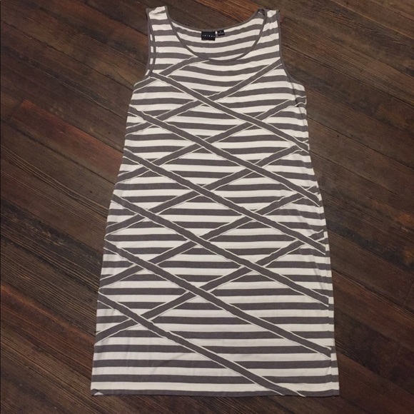 Tribal Dresses & Skirts - Tribal Jersey Dress, Sz. XL, white/grey, LIKE NEW!
