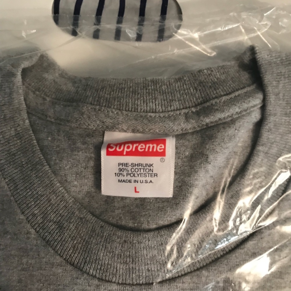 Scarface Supreme Shower Tee - Picture 3 of 4