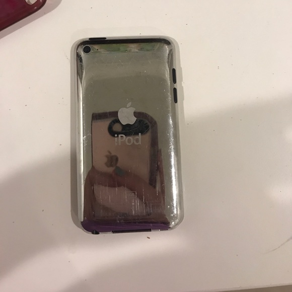 ipod - Picture 2 of 2