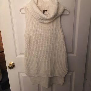 POOF sleeveless turtle neck