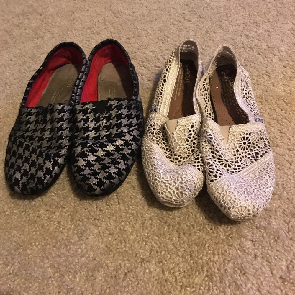 Lot: 2 Pairs of Toms Crochet Lace and Houndstooth