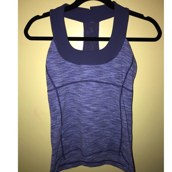 lululemon athletica Tops - Lululemon Scoop neck tank size 4