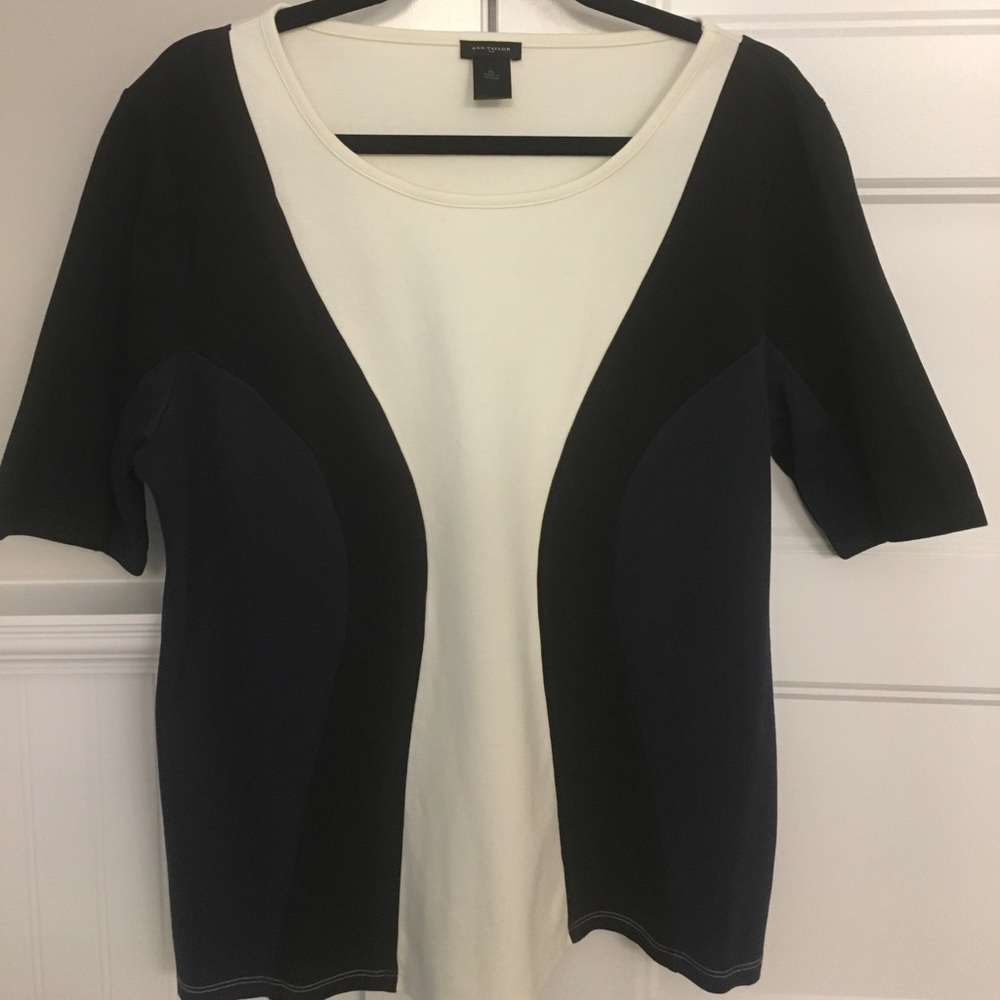Ann Taylor short sleeve top