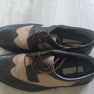 Ted Baker Men’s 2tone saddle shoes black-grey 10-