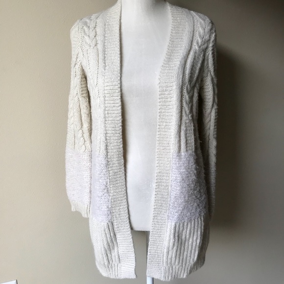 Cozy long cream open front Aerie sweater! - Picture 1 of 4