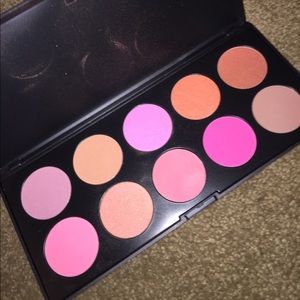 Coastal scents blush palette