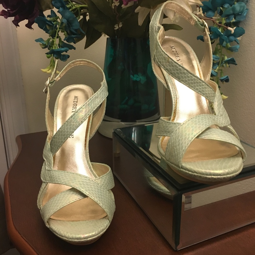 Audrey Brooke Snakeskin Mint Jasper Sandal