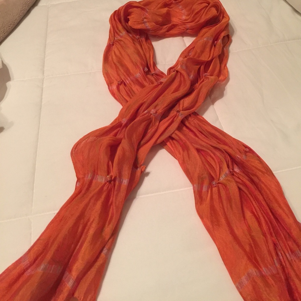 Scarf NWOT - Picture 2 of 4