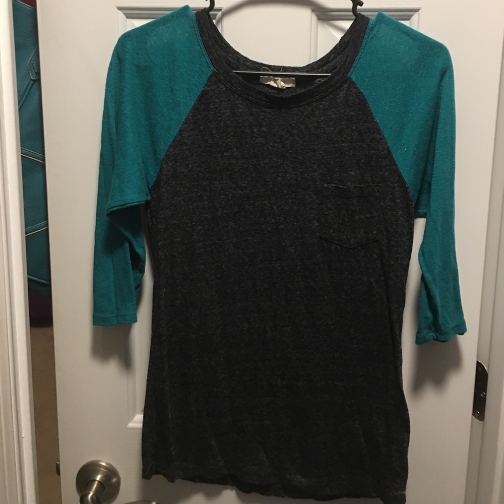 Baseball tee