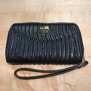 Coach Phone Wristlet Gathered Leather